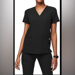 Black figs scrub set. Size M three pocket casma top and size S bottoms pants